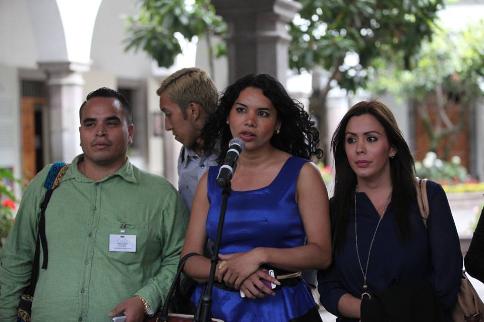 Colectivos LGBT se reúnen con el Presidente Rafael Correa en Ecuador 2015 1