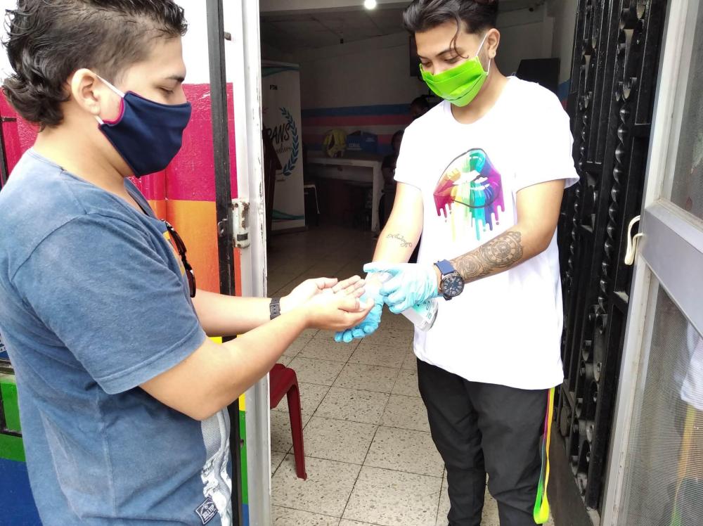 Inauguración del Primer Comedor Comunitario Trans en Guayaquil - Ecuador iniciativa de la Asociación Silueta X (14)